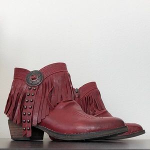 SAM EDELMAN fringe ankle boots.  Size 6M.